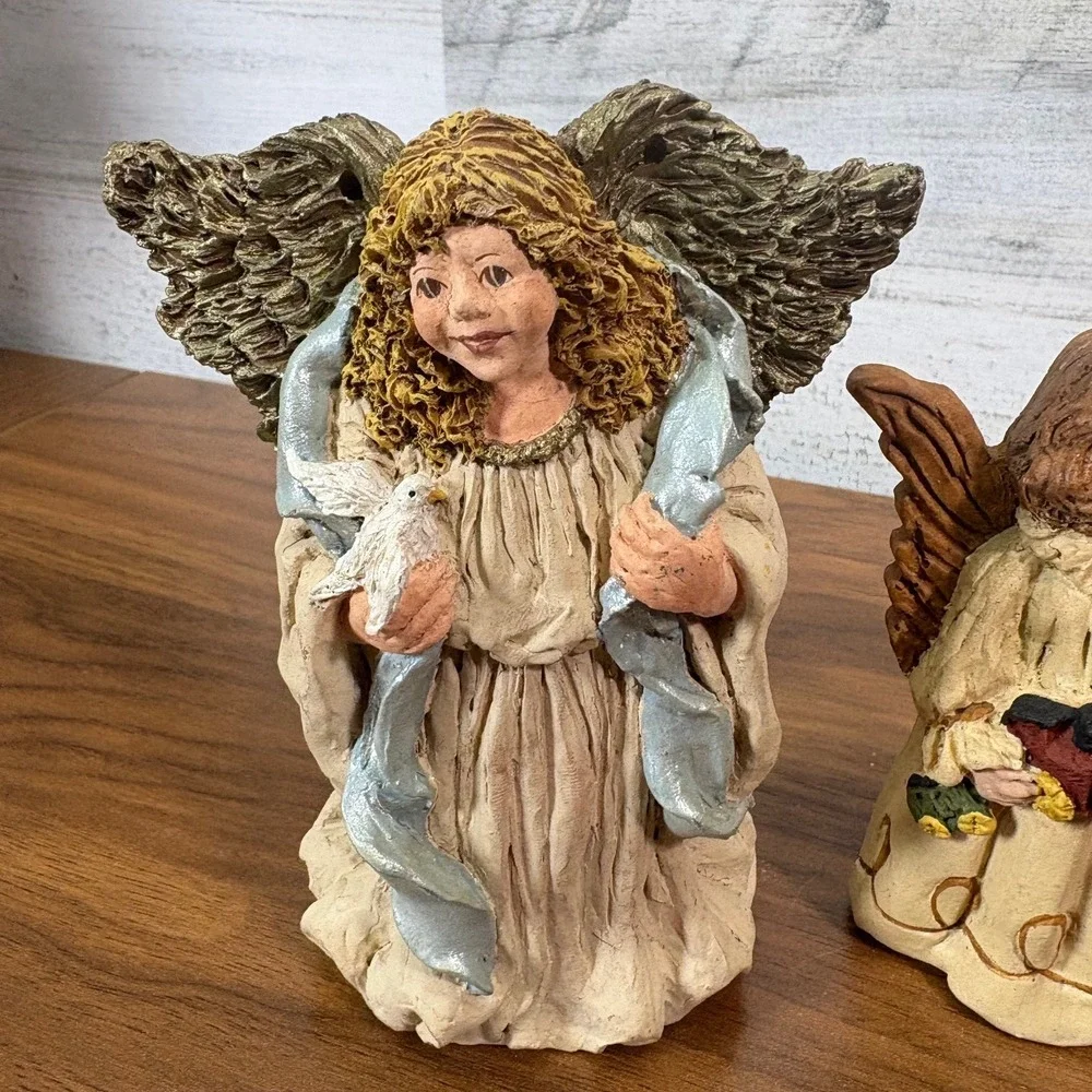 JUNE MCKENNA Vintage 1988-1992 Resin Figurine Christmas Angels Lot of 4